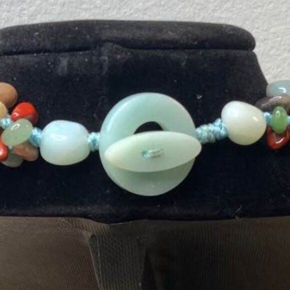Vintage Natural Jade and Multi Gemstone 3 Strand Chip Bead Necklace - Picture 5 of 6
